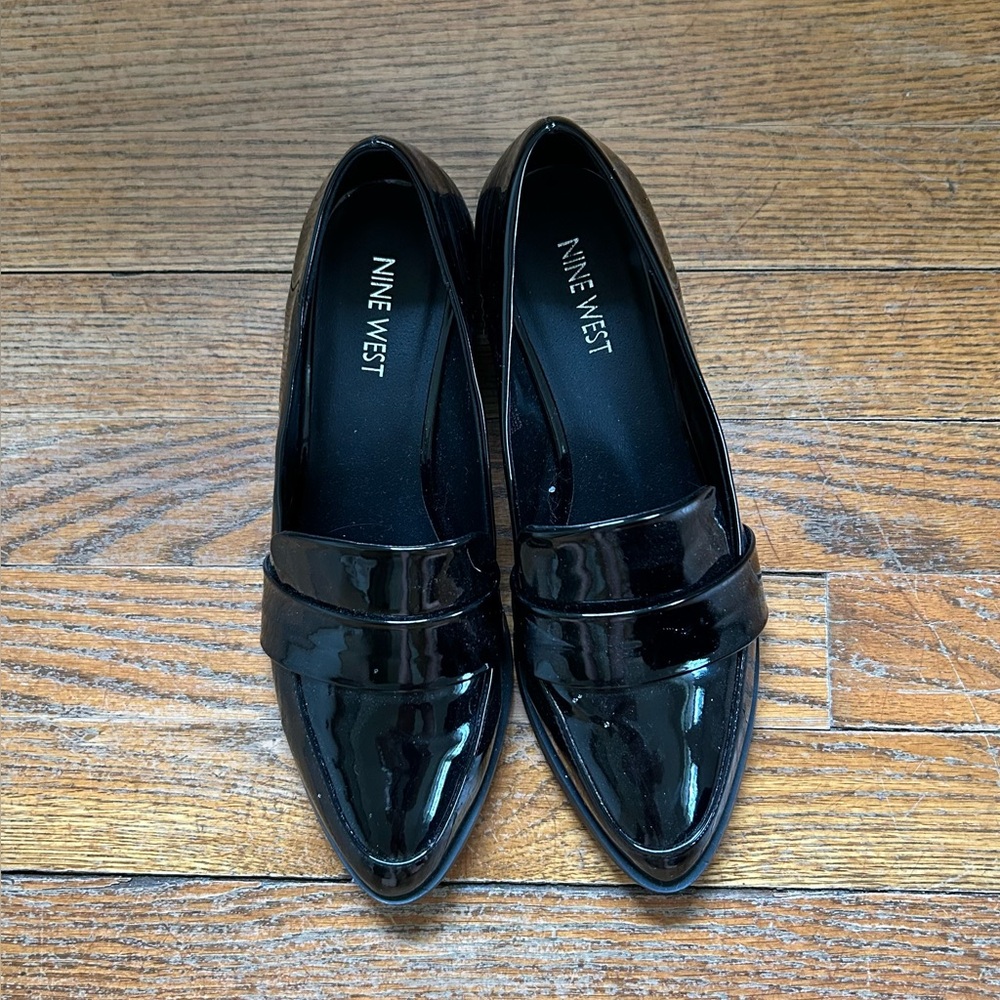 Nine West Black Shiny Loafer